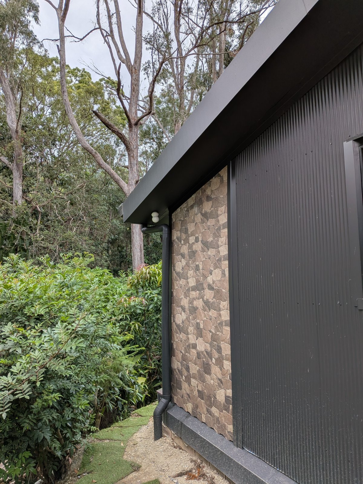 George's Driverstone Bruno 300x600mm job