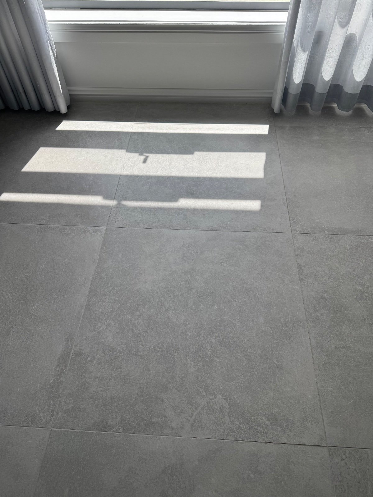 Michelle's Plazzo Silver Matt 600x600mm job