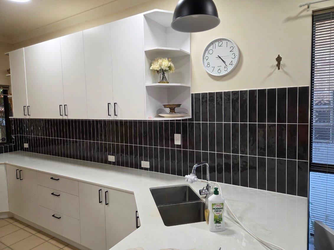 Trent's Caramela Black Gloss 75x300mm job